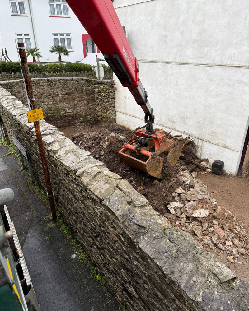 8-Wheel Grab Hire in Plymouth